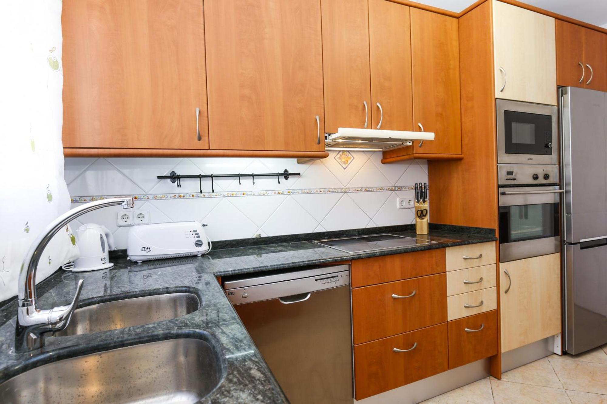 New Queens 2a Planetcostadorada Apartment